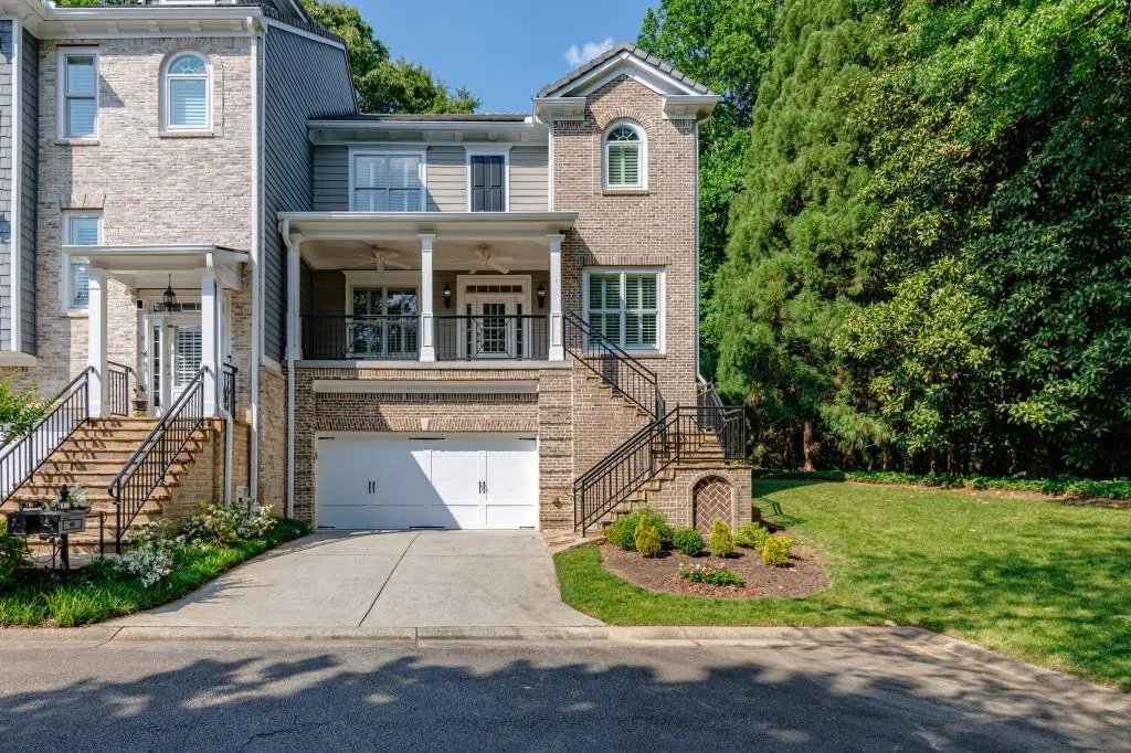 698 Royer Court, Sandy Springs, Georgia 30342, 3 Bedrooms Bedrooms, 0 ,2 BathroomsBathrooms,Residential,For Sale,698 Royer Court,7760954