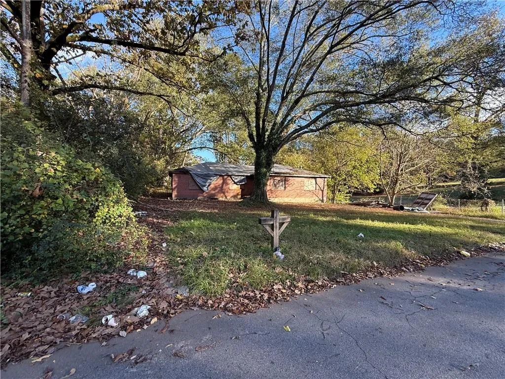 395 Woodlawn Avenue Nw, Atlanta, Georgia 30318, 4 Bedrooms Bedrooms, 0 ,2 BathroomsBathrooms,Land,For Sale,395 Woodlawn Avenue Nw,7770213