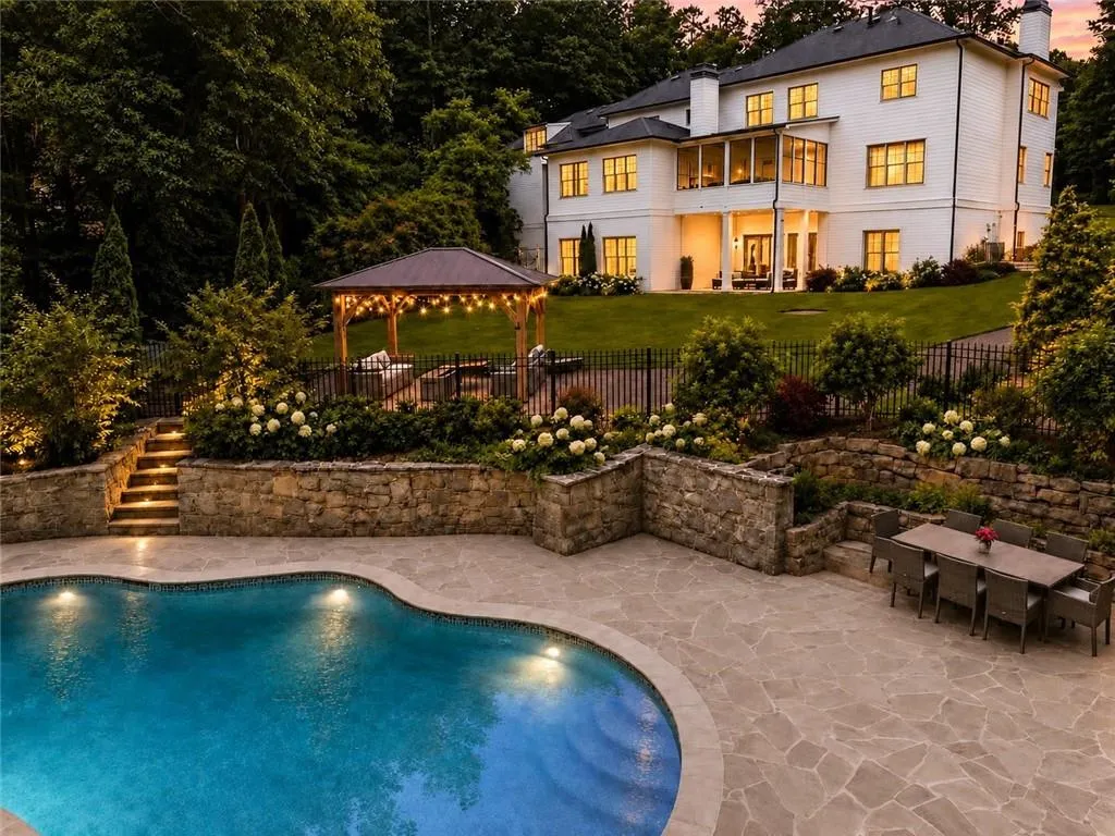 480 Mount Vernon Highway, Atlanta, Georgia 30327, 5 Bedrooms Bedrooms, 0 ,5 BathroomsBathrooms,Residential,For Sale,480 Mount Vernon Highway,7771632