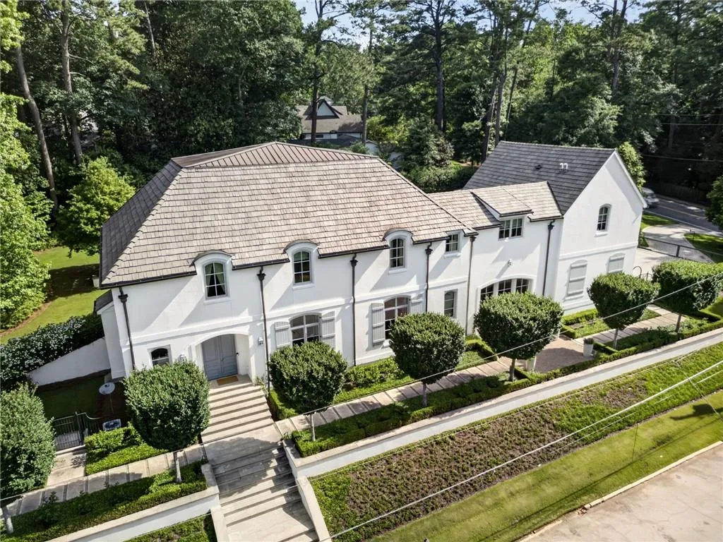 4400 Carmain Drive Ne, Atlanta, Georgia 30342, 5 Bedrooms Bedrooms, 0 ,5 BathroomsBathrooms,Residential,For Sale,4400 Carmain Drive Ne,7787264