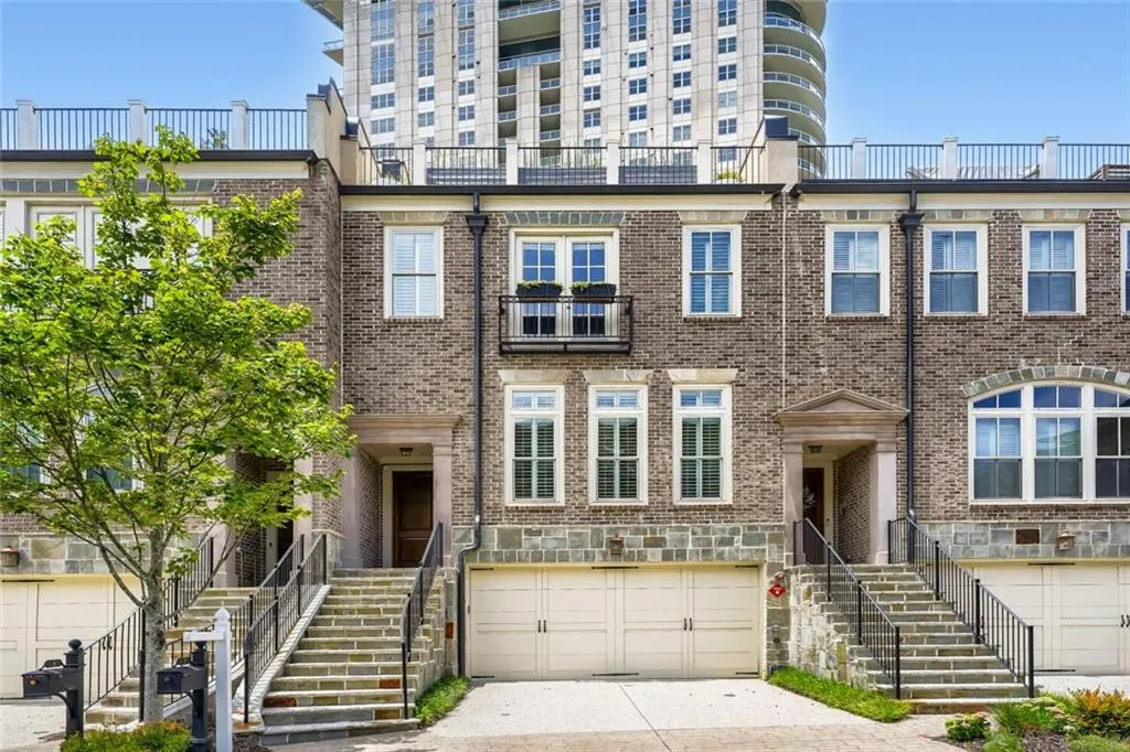 58 Sheridan Drive Unit 7, Atlanta, Georgia 30305, 3 Bedrooms Bedrooms, 0 ,3 BathroomsBathrooms,Residential,For Sale,58 Sheridan Drive Unit 7,7787660