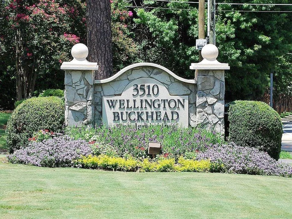3510 Roswell Road Unit H1, Atlanta, Georgia 30326, 2 Bedrooms Bedrooms, 0 ,2 BathroomsBathrooms,Residential,For Sale,3510 Roswell Road Unit H1,7794161
