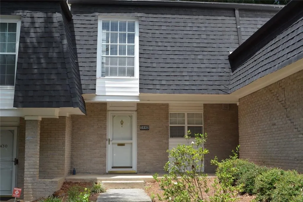 5440 Chemin De Vie Ne, Sandy Springs, Georgia 30342, 2 Bedrooms Bedrooms, 0 ,2 BathroomsBathrooms,Residential,Sold,5440 Chemin De Vie Ne,7794487