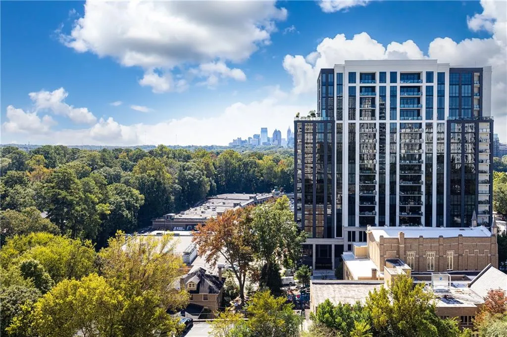 2479 Peachtree Road Ne Unit 1010, Atlanta, Georgia 30305, 1 Bedroom Bedrooms, 0 ,1 BathroomBathrooms,Residential,For Sale,2479 Peachtree Road Ne Unit 1010,7799575