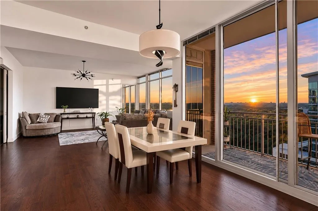 1820 Peachtree Street Nw Unit 1509, Atlanta, Georgia 30309, 2 Bedrooms Bedrooms, 0 ,3 BathroomsBathrooms,Residential,For Sale,1820 Peachtree Street Nw Unit 1509,7800264