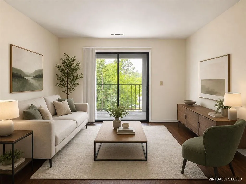 2657 Lenox Road Ne Bldg G #90, Atlanta, Georgia 30324, 1 Bedroom Bedrooms, 0 ,1 BathroomBathrooms,Residential,For Sale,2657 Lenox Road Ne Bldg G #90,7801221