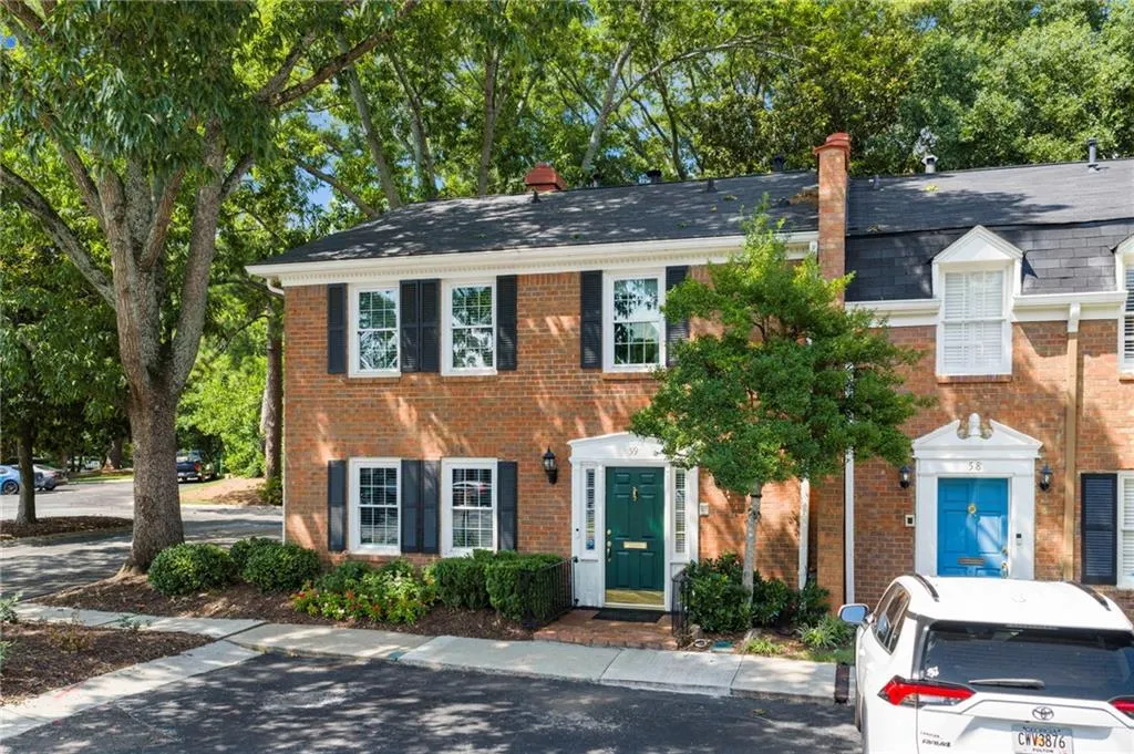 4620 Wieuca Road Ne Unit 59, Atlanta, Georgia 30342, 2 Bedrooms Bedrooms, 0 ,2 BathroomsBathrooms,Residential,Sold,4620 Wieuca Road Ne Unit 59,7802678