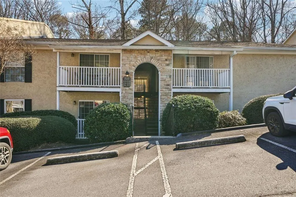 3115 Seven Pines Court Unit 207, Atlanta, Georgia 30339, 1 Bedroom Bedrooms, 0 ,1 BathroomBathrooms,Residential,For Sale,3115 Seven Pines Court Unit 207,7805336