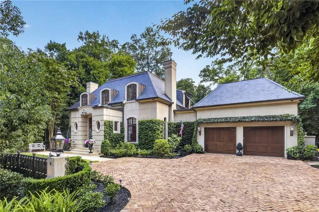 675 W Paces Ferry #14 Road Nw, Atlanta, Georgia 30327, 5 Bedrooms Bedrooms, 0 ,5 BathroomsBathrooms,Residential,For Sale,675 W Paces Ferry #14 Road Nw,7769104