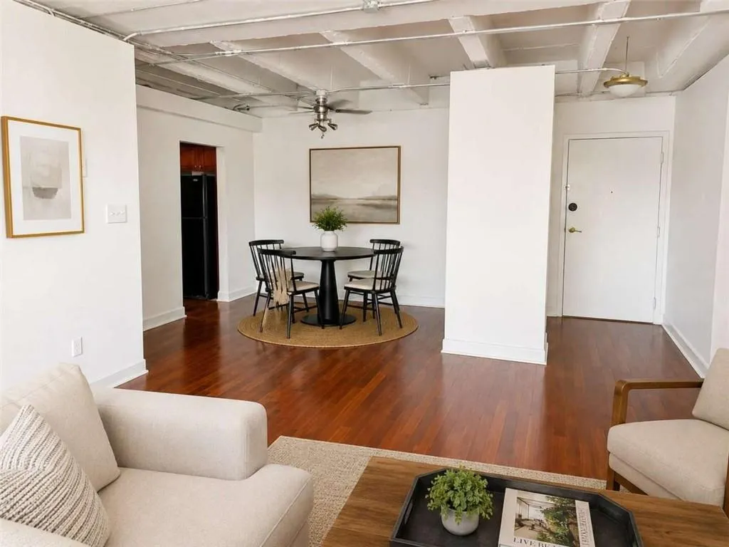 2479 Peachtree Road Apt 1003, Atlanta, Georgia 30305, 1 Bedroom Bedrooms, 0 ,1 BathroomBathrooms,Residential,For Sale,2479 Peachtree Road Apt 1003,7809828