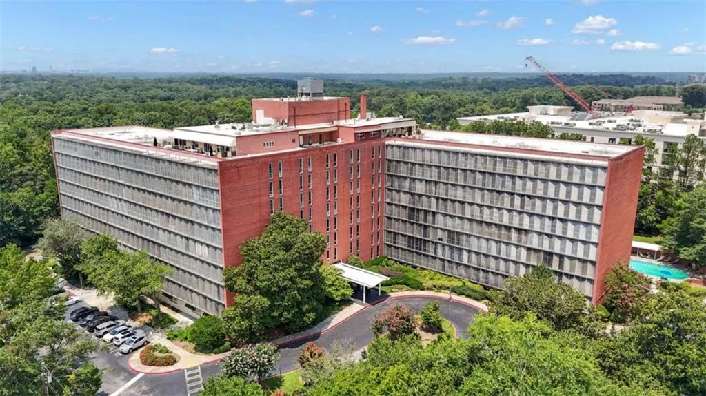 3060 Pharr Court North Nw Unit #619, Atlanta, Georgia 30305, 1 Bedroom Bedrooms, 0 ,1 BathroomBathrooms,Residential,For Sale,3060 Pharr Court North Nw Unit #619,7813443
