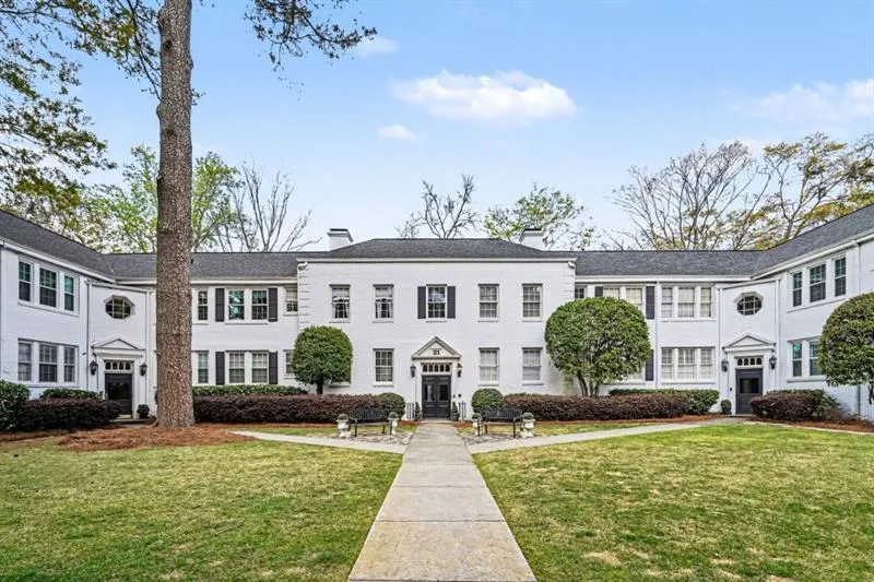 21 Peachtree Memorial Drive Nw, Atlanta, Georgia 30309, 0 ,Residential Income,For Sale,21 Peachtree Memorial Drive Nw,7817132