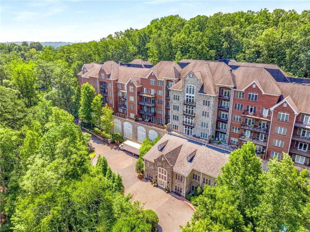 3280 Stillhouse Lane Se Unit 410, Atlanta, Georgia 30339, 3 Bedrooms Bedrooms, 0 ,3 BathroomsBathrooms,Residential,For Sale,3280 Stillhouse Lane Se Unit 410,7814244