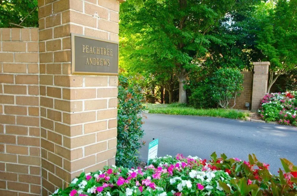 2734 Peachtree Road Nw Unit A201, Atlanta, Georgia 30305, 2 Bedrooms Bedrooms, 0 ,2 BathroomsBathrooms,Residential,For Sale,2734 Peachtree Road Nw Unit A201,7815075