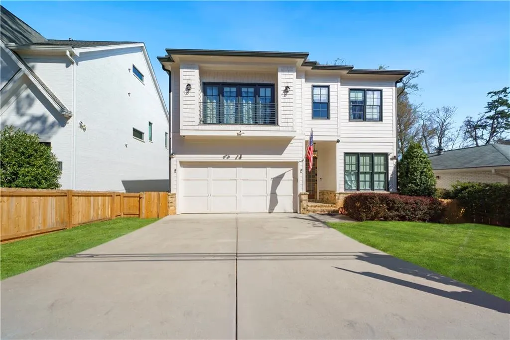 2981 Lookout Place Ne, Atlanta, Georgia 30305, 5 Bedrooms Bedrooms, 0 ,4 BathroomsBathrooms,Residential,For Sale,2981 Lookout Place Ne,7831948
