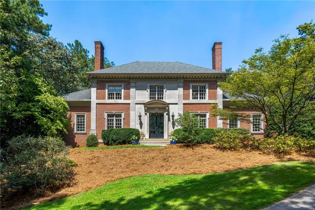 4777 Riverview Road, Sandy Springs, Georgia 30327, 6 Bedrooms Bedrooms, 0 ,8 BathroomsBathrooms,Residential,For Sale,4777 Riverview Road,7832044