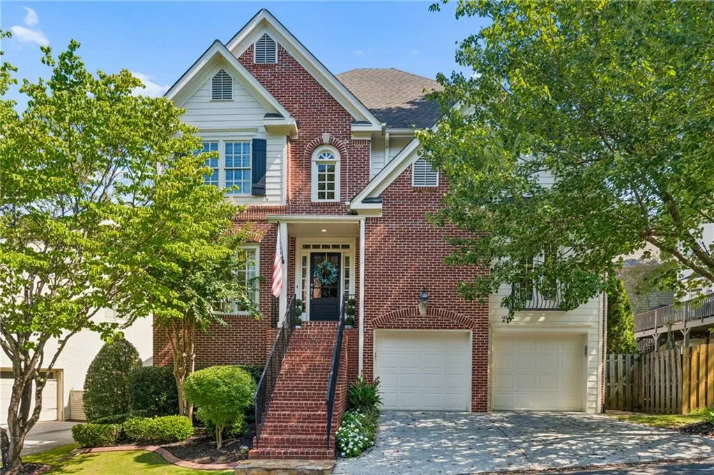 2553 Haberfield Court Ne, Brookhaven, Georgia 30319, 5 Bedrooms Bedrooms, 0 ,3 BathroomsBathrooms,Residential,Sold,2553 Haberfield Court Ne,7834057
