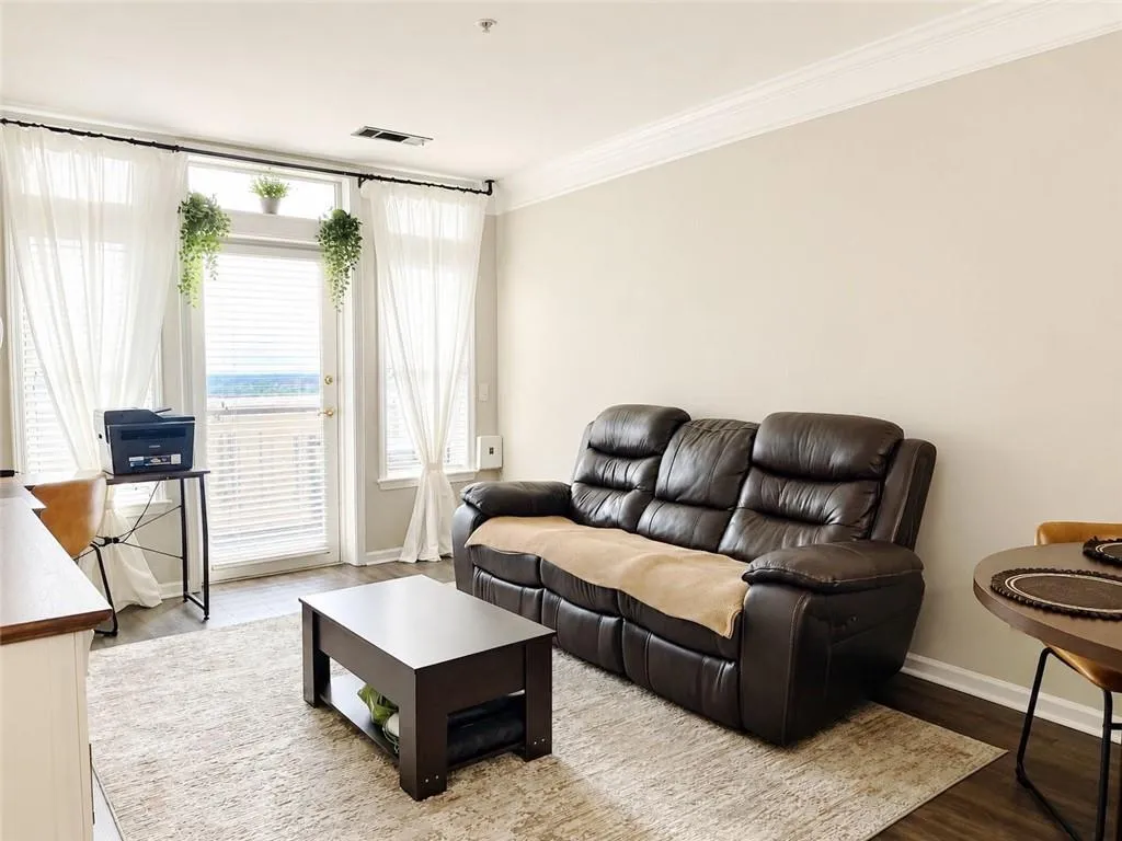 3334 Peachtree Road Ne Unit 1505, Atlanta, Georgia 30326, 1 Bedroom Bedrooms, 0 ,1 BathroomBathrooms,Residential,For Sale,3334 Peachtree Road Ne Unit 1505,7840156