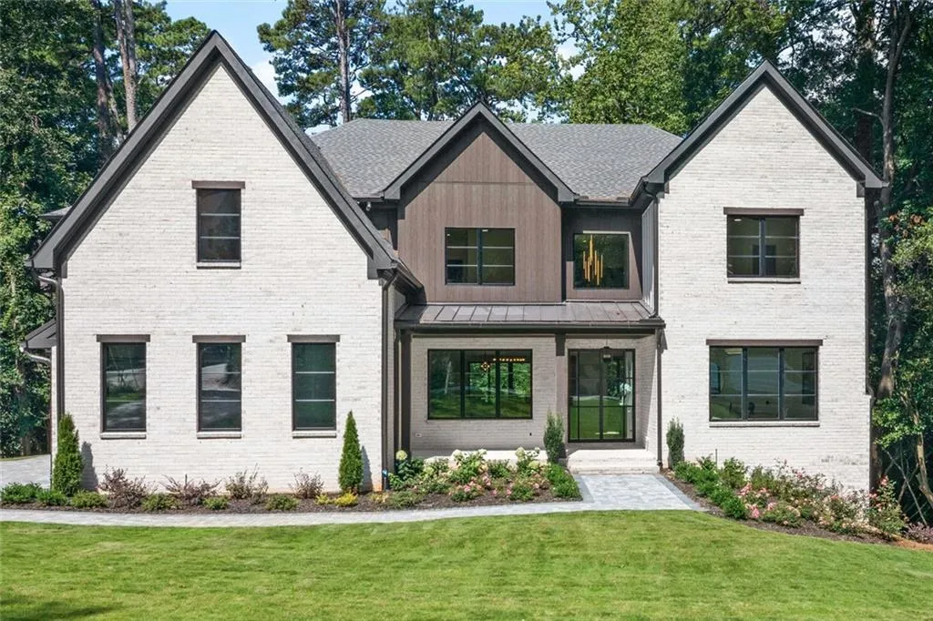 4132 Haverhill Drive Ne, Atlanta, Georgia 30342, 6 Bedrooms Bedrooms, 0 ,7 BathroomsBathrooms,Residential,For Sale,4132 Haverhill Drive Ne,7829234
