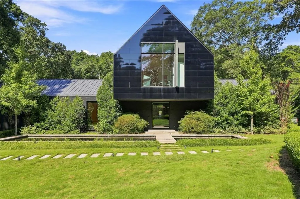 2716 Ridgewood Road Nw, Atlanta, Georgia 30327, 5 Bedrooms Bedrooms, 0 ,6 BathroomsBathrooms,Residential,For Sale,2716 Ridgewood Road Nw,7842007