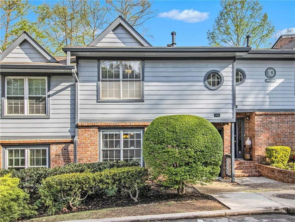 1196 Weatherstone Drive Ne, Atlanta, Georgia 30324, 3 Bedrooms Bedrooms, 0 ,3 BathroomsBathrooms,Residential,For Sale,1196 Weatherstone Drive Ne,7847986