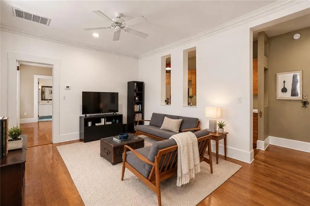 1 S Prado Ne Unit 18, Atlanta, Georgia 30309, 1 Bedroom Bedrooms, 0 ,1 BathroomBathrooms,Residential,For Sale,1 S Prado Ne Unit 18,7847703