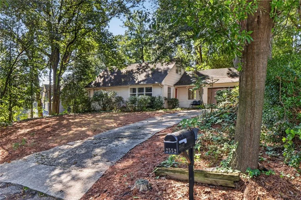 2552 Ridgewood Terrace Nw, Atlanta, Georgia 30318, 4 Bedrooms Bedrooms, 0 ,2 BathroomsBathrooms,Residential,For Sale,2552 Ridgewood Terrace Nw,7850498