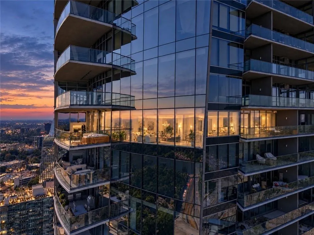 3344 Peachtree Road Ne Unit 4203, Atlanta, Georgia 30326, 3 Bedrooms Bedrooms, 0 ,2 BathroomsBathrooms,Residential,For Sale,3344 Peachtree Road Ne Unit 4203,7846552