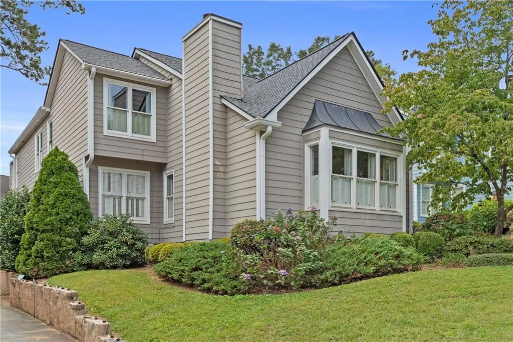 1055 Club Place Ne, Atlanta, Georgia 30319, 3 Bedrooms Bedrooms, 0 ,2 BathroomsBathrooms,Residential,For Sale,1055 Club Place Ne,7852371 1055 Club Place Ne, Atlanta, Georgia 30319, 3 Bedrooms Bedrooms, 0 ,2 BathroomsBathrooms,Residential,For Sale,1055 Club Place Ne,7852371