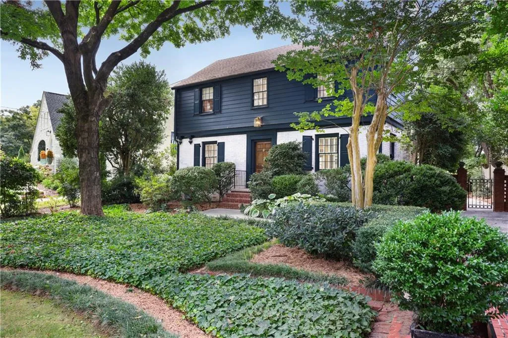 2806 Atwood Road Ne, Atlanta, Georgia 30305, 3 Bedrooms Bedrooms, 0 ,2 BathroomsBathrooms,Residential,For Sale,2806 Atwood Road Ne,7856242